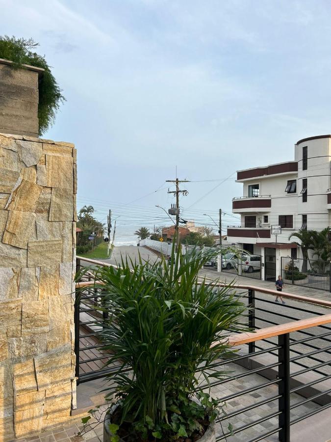 Apto Novo Studio Nature A 50 M Da Praia Torres Bagian luar foto